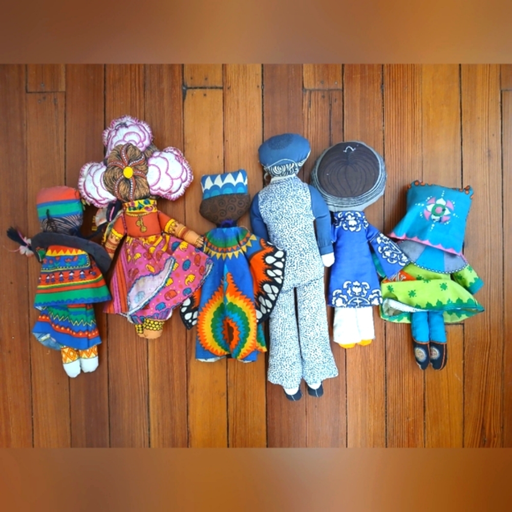 Handsewn World Folk Art Dolls - 6 Dolls - Picture 3 of 3